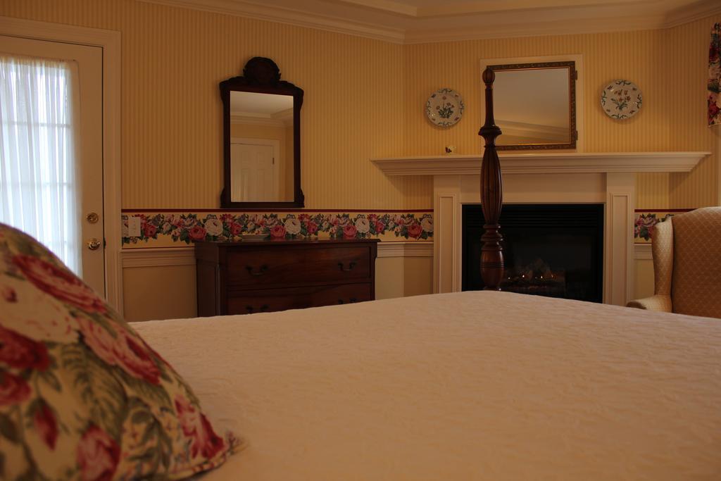 The Whalewalk Inn & Spa Истхем Экстерьер фото